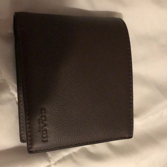 Brand new Authentic Coach Wallet 3 in 1 compact - Picture 1 of 7